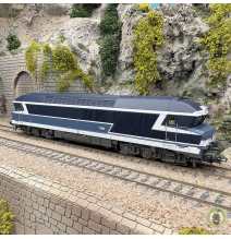 JOUEF HJ2622 Locomotive...