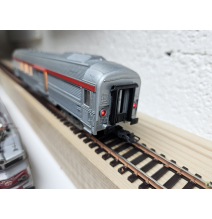 JOUEF FOURGON TEE (éclairage tactile) HO FEUX DE CONVOI (tactile)